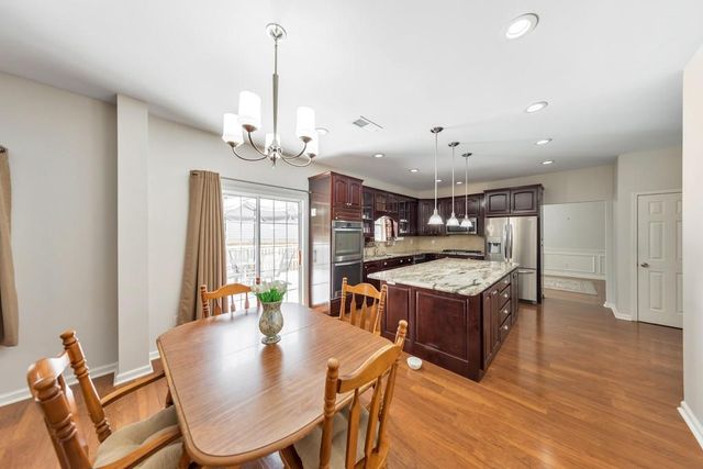 221 Courtland Oaks Drive SW, Marietta, GA 30060