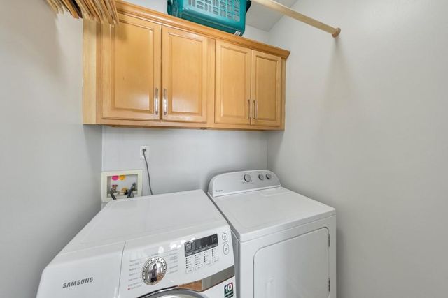 221 Courtland Oaks Drive SW, Marietta, GA 30060