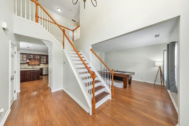 221 Courtland Oaks Drive SW, Marietta, GA 30060