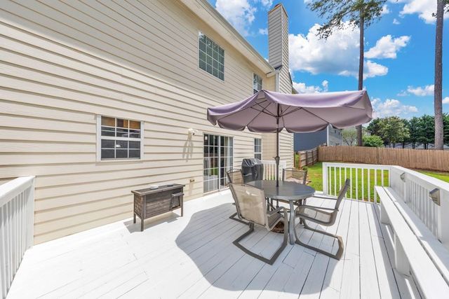 221 Courtland Oaks Drive SW, Marietta, GA 30060