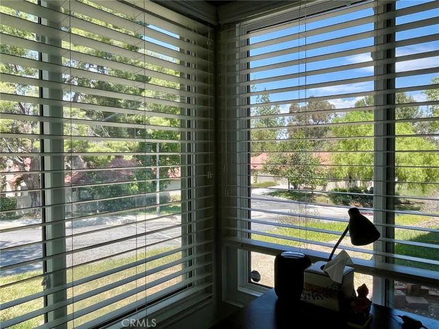 20042 AVENUE OF THE OAKS, Newhall, CA 91321
