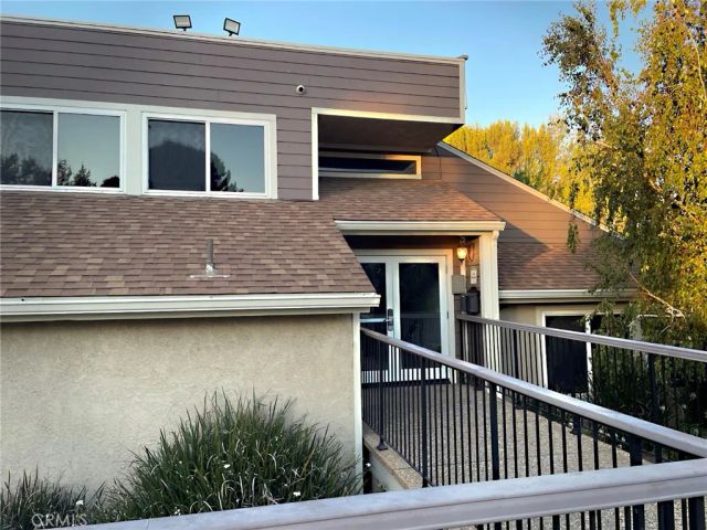 20042 AVENUE OF THE OAKS, Newhall, CA 91321