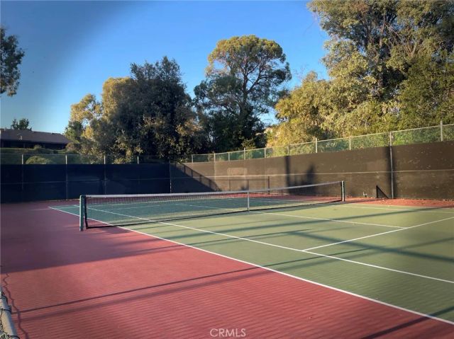 20042 AVENUE OF THE OAKS, Newhall, CA 91321