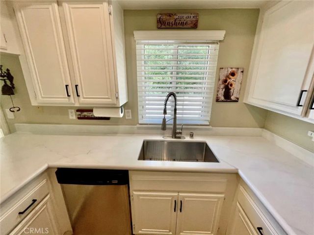 20042 AVENUE OF THE OAKS, Newhall, CA 91321
