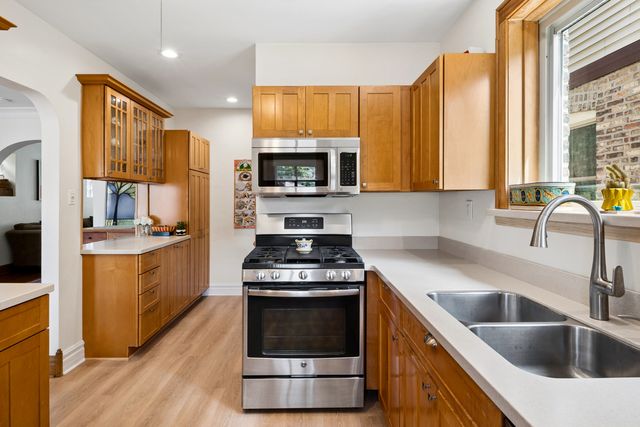 3640 Arthur Avenue, Brookfield, IL 60513