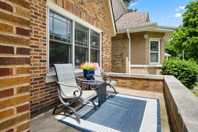 3640 Arthur Avenue, Brookfield, IL 60513