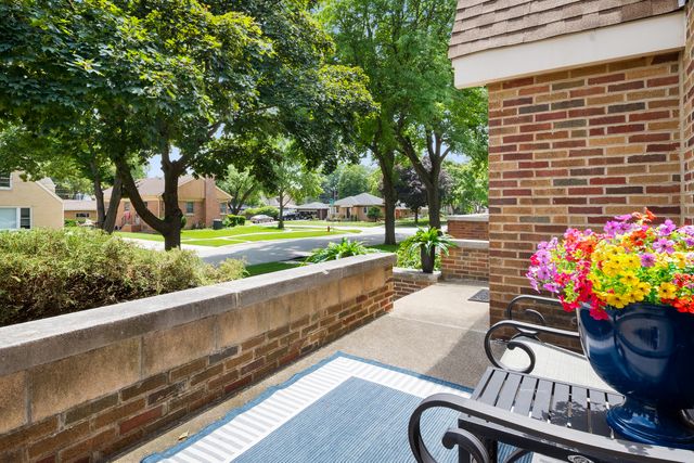 3640 Arthur Avenue, Brookfield, IL 60513