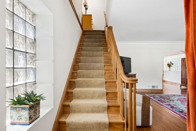 3640 Arthur Avenue, Brookfield, IL 60513