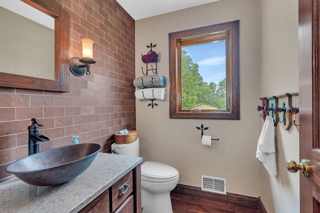 38798 County Road 2, Saint Joseph, MN 56374