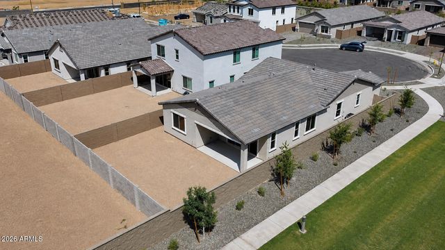 8015 W EATON Road, Phoenix, AZ 85035