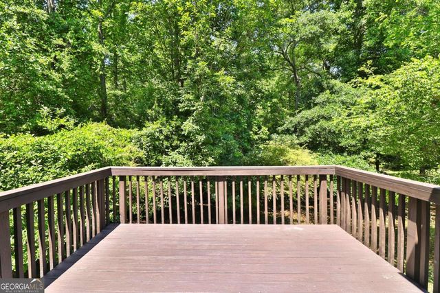353 Fall View Court, Winder, GA 30680