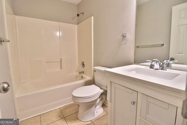 353 Fall View Court, Winder, GA 30680