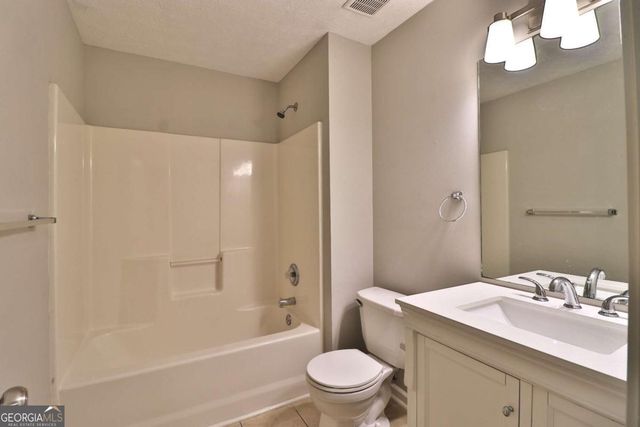 353 Fall View Court, Winder, GA 30680