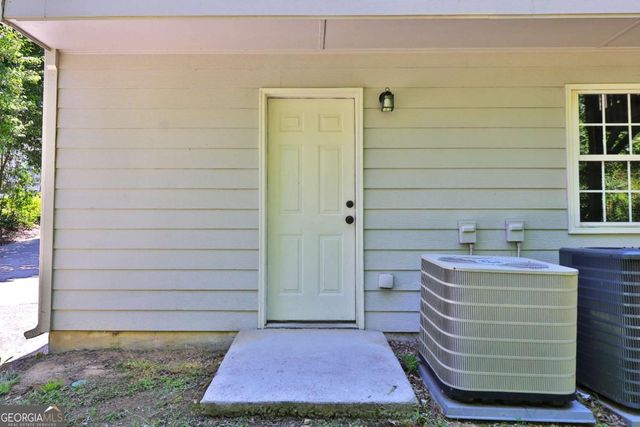 353 Fall View Court, Winder, GA 30680