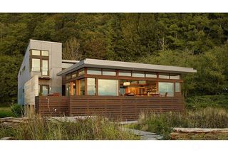 23 N Sand Point Way, Hat Island, WA 98206