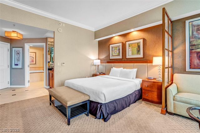 135 East Harmon Avenue 3704, Las Vegas, NV 89109