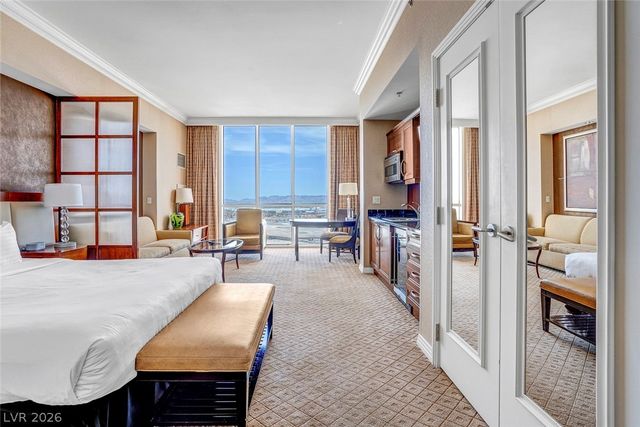 135 East Harmon Avenue 3704, Las Vegas, NV 89109