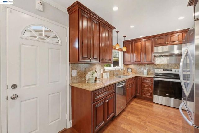222 Corte San Pablo, Fremont, CA 94539
