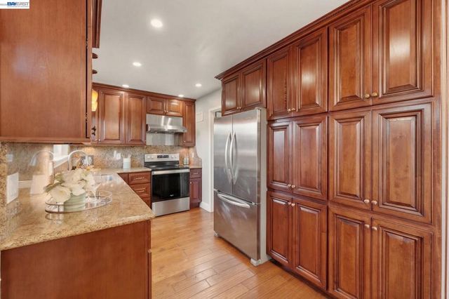 222 Corte San Pablo, Fremont, CA 94539