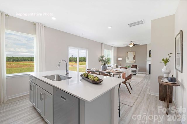 5118 Shallow Brook Drive, Charlotte, NC 28215