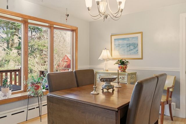 1282 East Rd, Tiverton, RI 02878