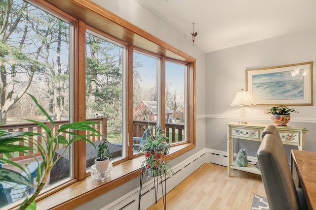 1282 East Rd, Tiverton, RI 02878