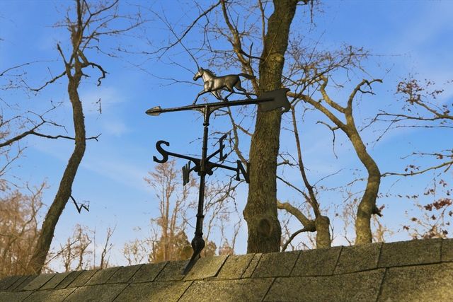 1282 East Rd, Tiverton, RI 02878