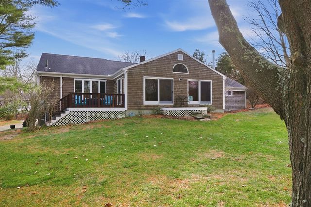 1282 East Rd, Tiverton, RI 02878