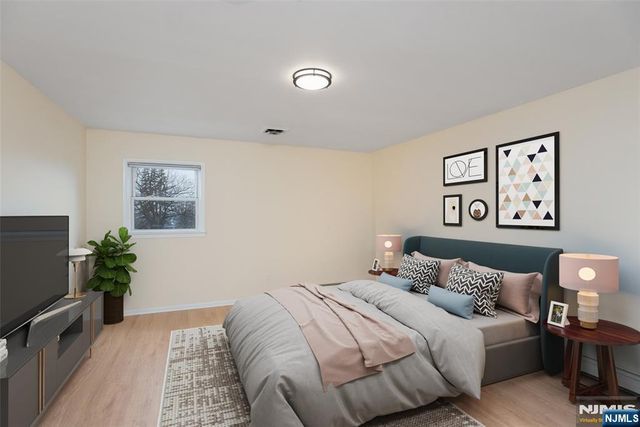 97 Heights Road, Paramus, NJ 07652