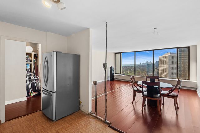 5455 N Sheridan Road 2904, Chicago, IL 60640