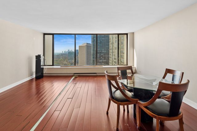 5455 N Sheridan Road 2904, Chicago, IL 60640