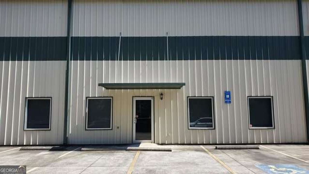 417 Dividend Drive UNIT B, Peachtree City, GA 30269