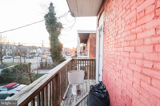 34 W MAPLE ST, York, PA 17401