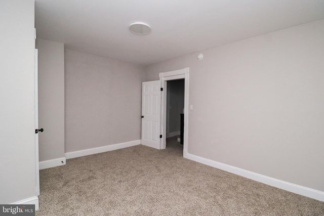 34 W MAPLE ST, York, PA 17401