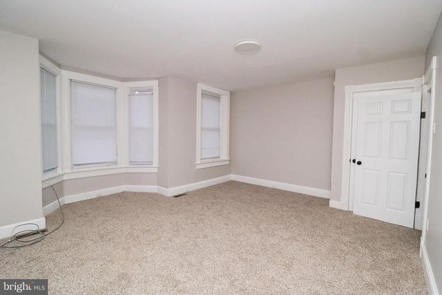 34 W MAPLE ST, York, PA 17401