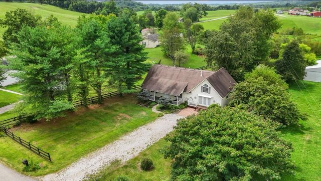 104 Four Winds Estates Drive, Mt Sterling, KY 40353