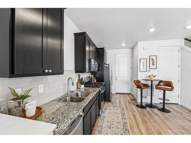 2092 S Upham Way, Denver, CO 80227