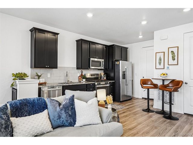 2092 S Upham Way, Denver, CO 80227