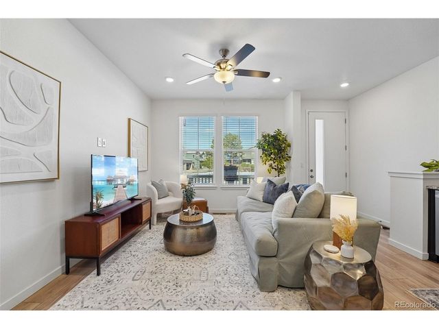 2092 S Upham Way, Denver, CO 80227