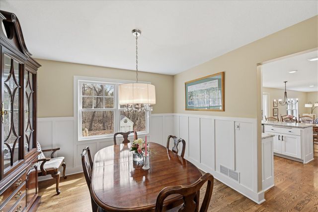 356 69th Street N, Mahtomedi, MN 55115