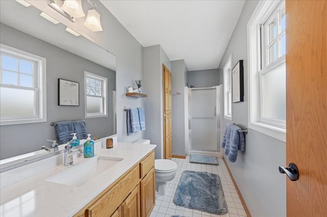 356 69th Street N, Mahtomedi, MN 55115