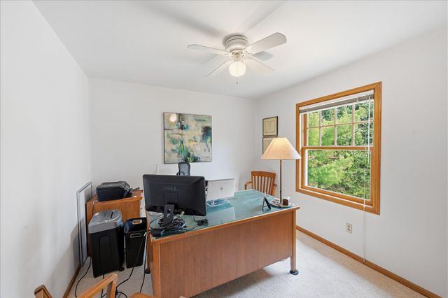 356 69th Street N, Mahtomedi, MN 55115