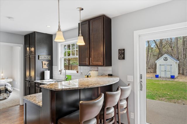 356 69th Street N, Mahtomedi, MN 55115