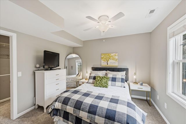 356 69th Street N, Mahtomedi, MN 55115