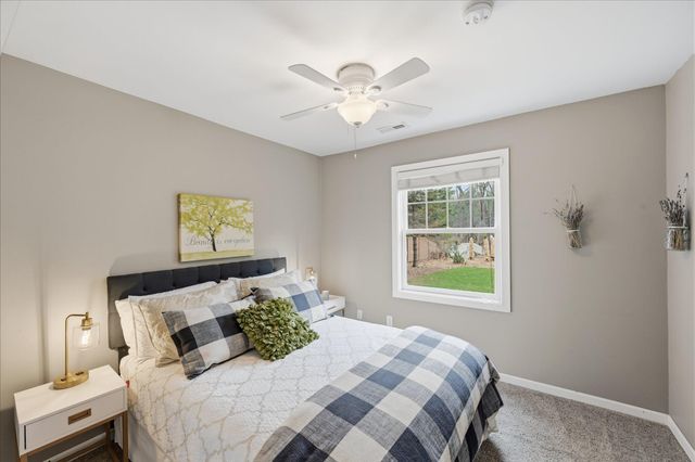 356 69th Street N, Mahtomedi, MN 55115