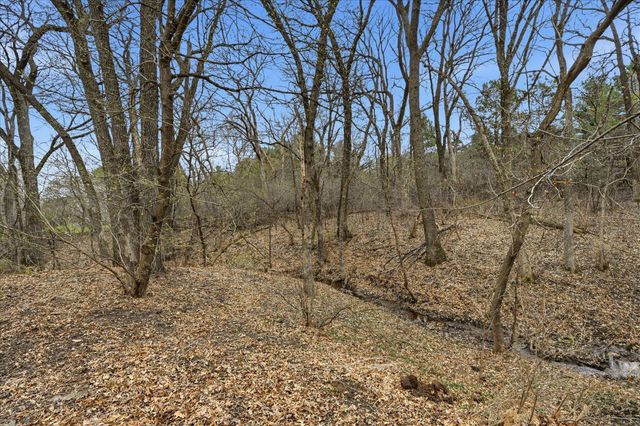 356 69th Street N, Mahtomedi, MN 55115