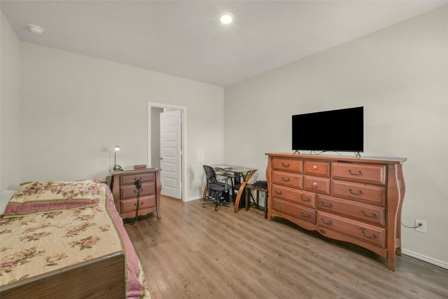 21610 Desert Lily Road, Waller, TX 77484