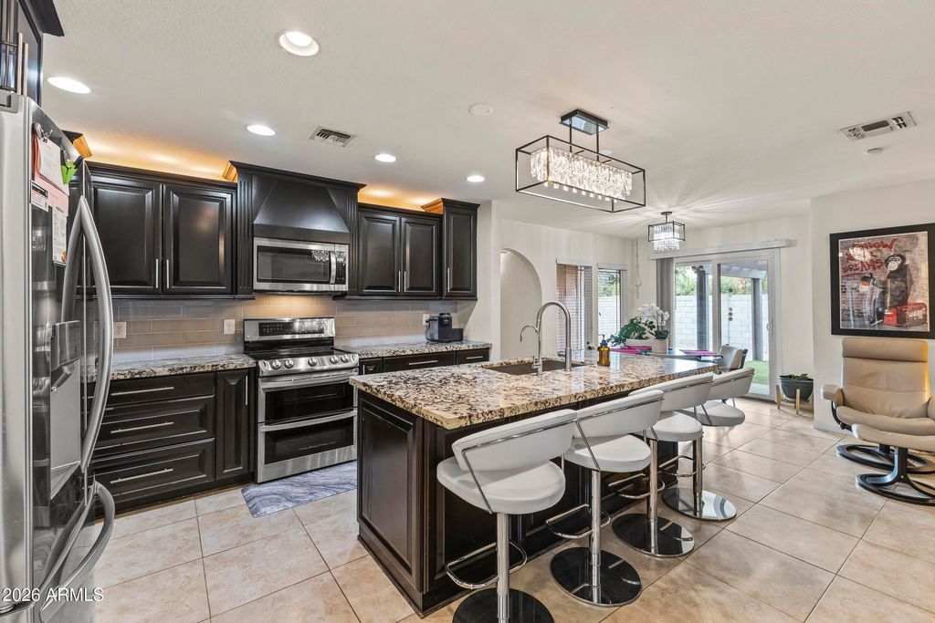 Image 14 of property listing at 1859 W NAVARRO Avenue, Mesa, AZ 85202