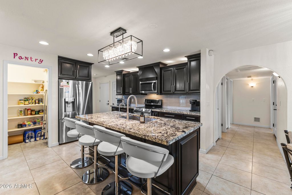 Image 15 of property listing at 1859 W NAVARRO Avenue, Mesa, AZ 85202