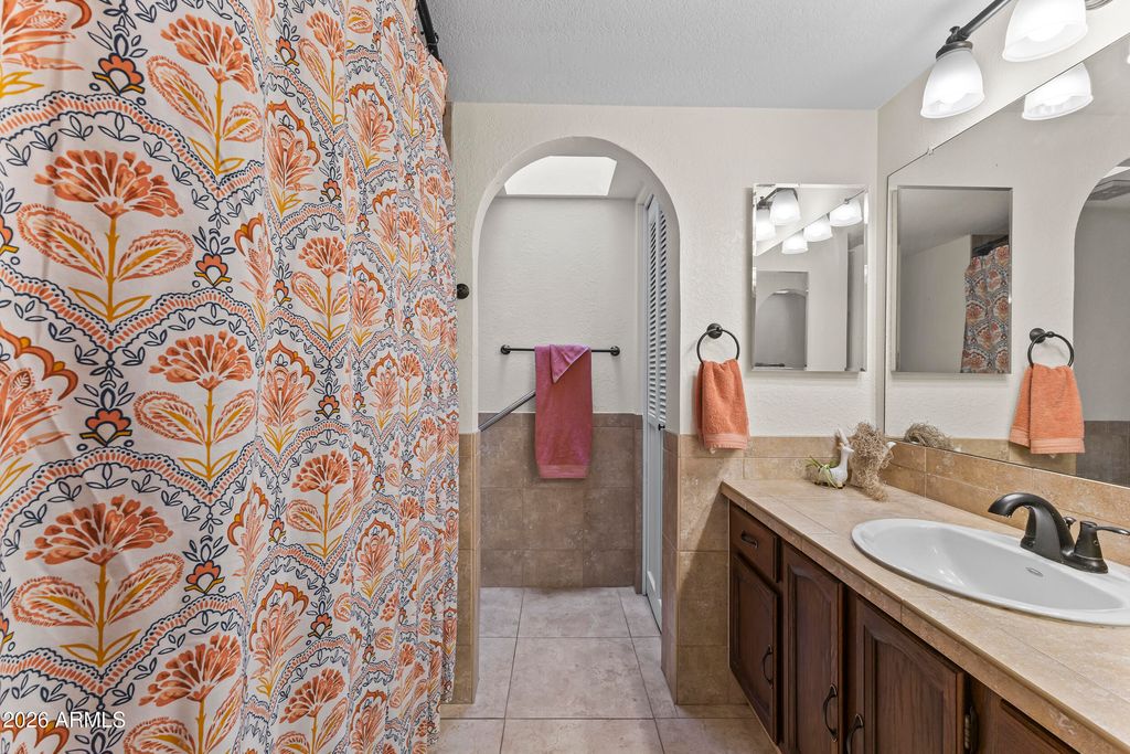 Image 32 of property listing at 1859 W NAVARRO Avenue, Mesa, AZ 85202